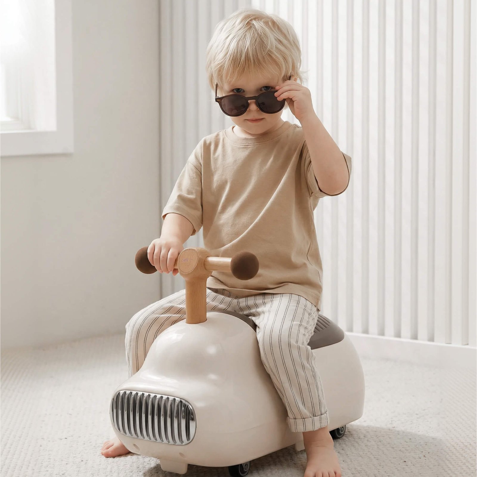 Толокар UNIX Kids Boss / Босс коричневый